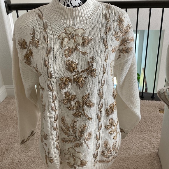 Talbots Embroidered Vintage Sweater-Bust 42